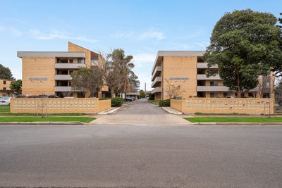 /international/au/78-3-noblet-street-findon-sa-148493836/