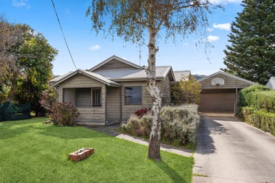 /international/au/12-mclennan-street-apollo-bay-vic-150938912/