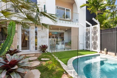 /international/au/29-sugar-mill-road-palmview-qld-151110580/