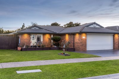 /international/au/27-paperbark-drive-mount-martha-vic-148325040/