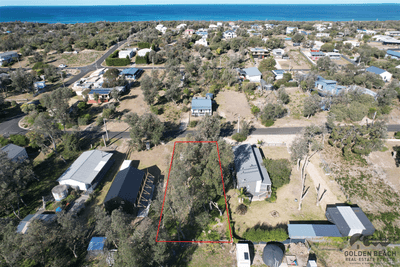 /international/au/10-seabreeze-avenue-golden-beach-vic-204264356/?lang=en