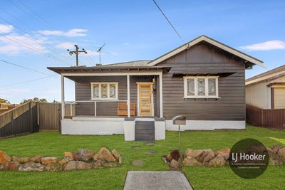 /international/au/21-the-esplanade-guildford-nsw-150870992/