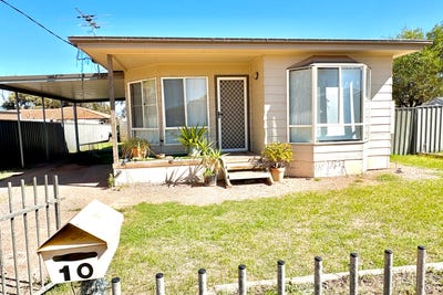 /international/au/10-talbot-grove-ceduna-sa-150931892/