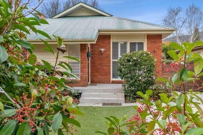 /international/au/38-paterson-street-ainslie-act-150567452/