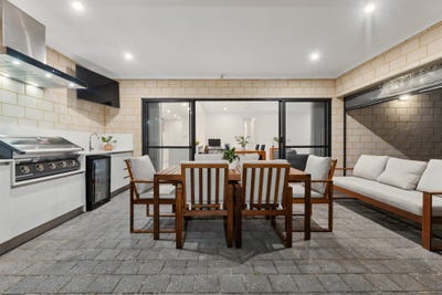 /international/au/12b-munyard-way-morley-wa-152211032/