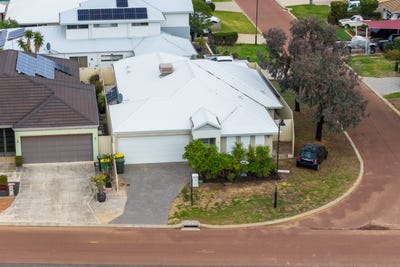 /international/au/36-cobaki-brace-lakelands-wa-151172380/