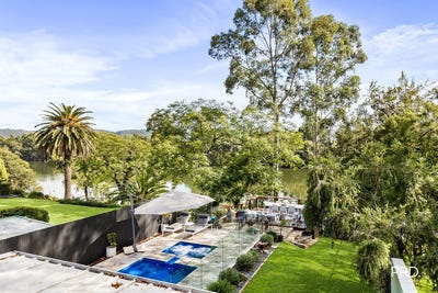/international/au/2-77-nepean-avenue-penrith-nsw-151239980/