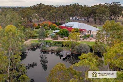 /international/au/720-walshs-road-mckenzie-creek-vic-151193724/