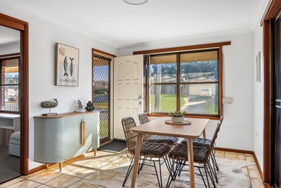 /international/au/94-garside-road-mollymook-beach-nsw-151139068/