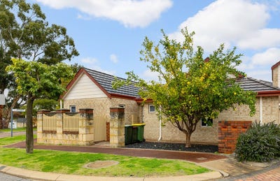 /international/au/1-11-waterway-crescent-ascot-wa-148589056/