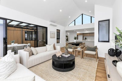 /international/au/11-wyn-gilmour-court-strathnairn-act-150917308/