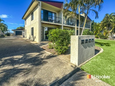 /international/au/unit-1-46-gregory-street-bowen-qld-151606364/