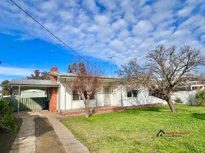 /international/au/20-sledmere-ave-cobram-vic-148630400/