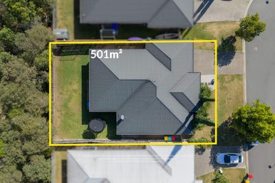 /international/au/70-mieka-crescent-pimpama-qld-151562336/