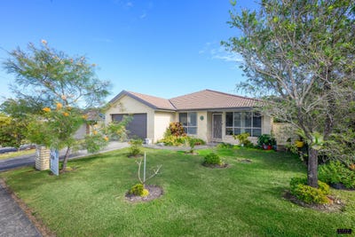 /international/au/56-eileen-drive-corindi-beach-nsw-148214848/?lang=id