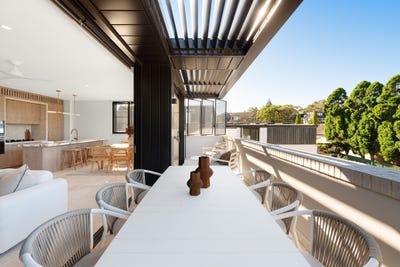 /international/au/575-old-south-head-road-rose-bay-nsw-147982100/