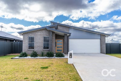 /international/au/42-federation-boulevard-forbes-nsw-148635132/?lang=en