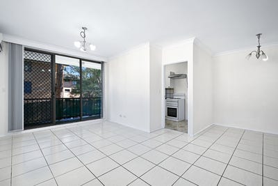 /international/au/58-132-moore-street-liverpool-nsw-151627300/