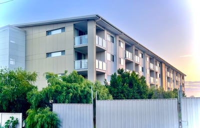 /international/au/2-11-bacon-street-moranbah-qld-148451276/