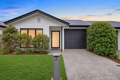 /international/au/8-william-close-park-ridge-qld-152655520/
