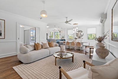 /international/au/531-66-sickle-avenue-hope-island-qld-152535800/