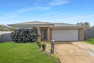 /international/au/10-picton-street-cessnock-nsw-148748728/?lang=en