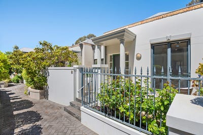 /international/au/8-8-bay-road-claremont-wa-152634780/