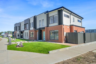 /international/au/18-bilongen-road-lot-125-cranbourne-east-vic-150784660/