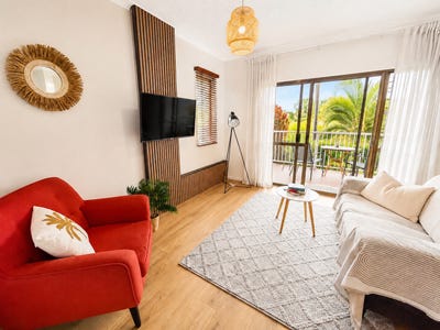 /international/au/1-129-135-oleander-street-holloways-beach-qld-151587052/