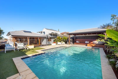 /international/au/56-kennington-road-camp-hill-qld-148249032/