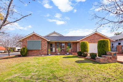 /international/au/2-overlanders-way-hillvue-nsw-148642844/?lang=de