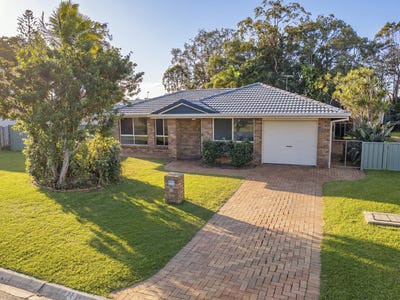 /international/au/36-phoenix-ave-bongaree-qld-151366904/