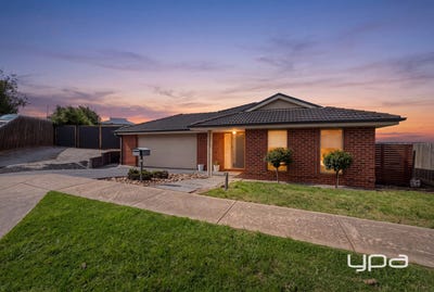/international/au/12-light-close-darley-vic-152672604/
