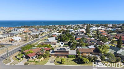 /international/au/3-smales-road-quinns-rocks-wa-151135604/