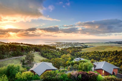/international/au/165-tuxion-road-apollo-bay-vic-150978700/