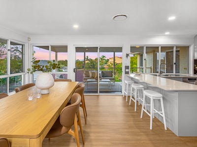 /international/au/6-raeside-street-westlake-qld-152403016/