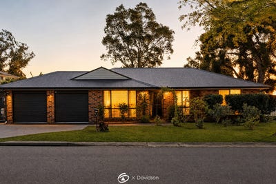 /international/au/9-woburn-abbey-court-wattle-grove-nsw-152552584/