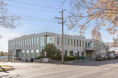 /international/au/587-canterbury-road-surrey-hills-vic-504913432/?lang=en