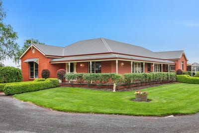 /international/au/159-panmure-laang-road-panmure-vic-700428536/