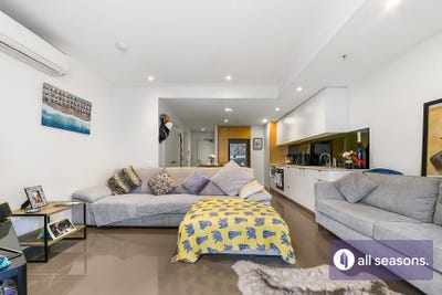 /international/au/12-830-bourke-st-waterloo-nsw-151248480/