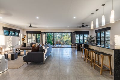 /international/au/5-trewren-street-durack-nt-151076440/