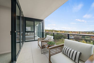 /international/au/89-9-irving-street-phillip-act-151266100/