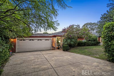 /international/au/7-walnut-drive-kilsyth-vic-150830376/