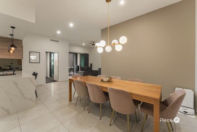 /international/au/26-63-dickenson-street-carina-qld-151503752/