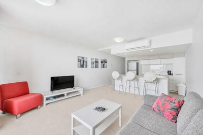 /international/au/23-4-aplin-street-townsville-city-qld-151640604/