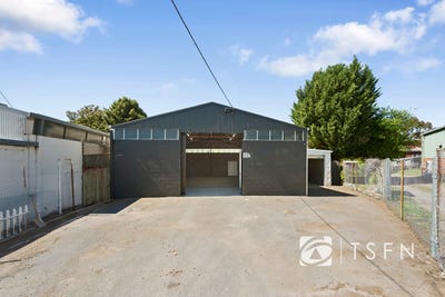 /international/au/11a-adam-street-quarry-hill-vic-505256832/