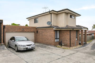 /international/au/2-7-care-close-meadow-heights-vic-152665780/