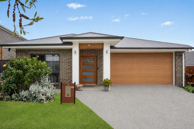 /international/au/6-kincraig-court-spring-mountain-qld-151614512/