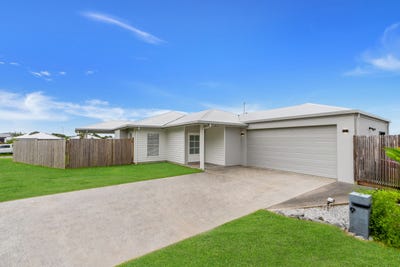 /international/au/9-backstay-place-trinity-beach-qld-148138316/