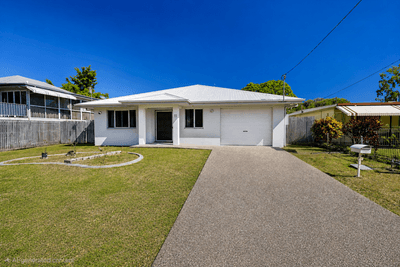 /international/au/11-mcdougall-street-currajong-qld-151301676/